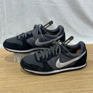 Nike Genicco Black Gray Suede Mesh Athletic Shoes Women’s Size 8